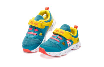 Sports Shoes