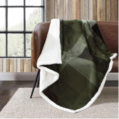 Eddie Bauer Home | Printed Plush Collection | Blanket - Reversible Fleece & Faux Fur Bedding, Ultra Soft & Cosy, 50 x 60 cm, Pine Plaid