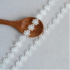 YIEUR 15 Yard Lace Ribbon Flowers White, 12 mm Lace Border Flowers Decorative Ribbon Table Decoration Gift Ribbon Wedding 1 Strand Decorative Ribbon Embroidery Lace Border Flower Ribbon for Crafts