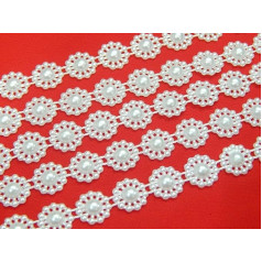 Pearl Garland Pearl Ribbon Pearl Trim Lace Ribbon White 22 m Roll with 10 mm Flower Wax Beads Decoration for Crafts Pearl Necklace Decorative Ribbon Wedding Table Decoration