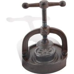 Esschert Design C3031 Nutcracker, Cast Iron, Brown, 13.8 x 13.7 x 16.6 cm