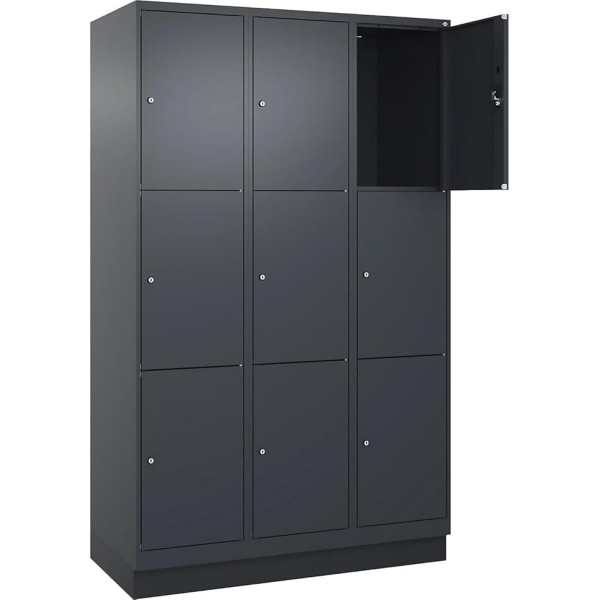 kaiserkraft | 3er-Schließfachschrank Evolo Plus | 3 Abteile | grau | B 1200 mm | 9 Fächer | mit Bodensockel | Zylinderschloss