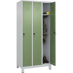 C + P Möbelsysteme C+P | Spind Classic Plus | 3 Abteile | lichtgrau/resedagrün | B 900 mm | mit Füßen | Drehriegel
