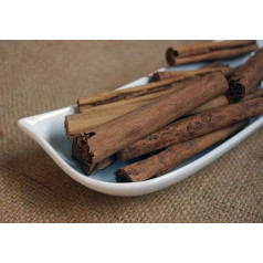 Naturix24 Cinnamon Sticks Cylon Canehl Whole - 1kg Bag
