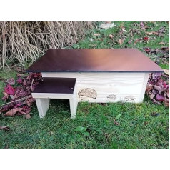Woidwerk Manufaktur Igelhaus Hedgehog Hotel Hedgehog House (IG8) Hedgehog House Varnished with Labyrinth Entrance and Rat Flap and Removable Roof Opening for Easy Cleaning
