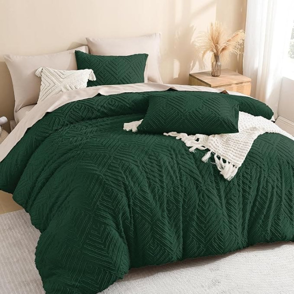Litanika California King Comforter Set, Emerald Green, 3 Piece, Dark Green Tufted, Boho Farmhouse Bedding Set, Lightweight, Fluffy, All Seasons, 104 x 96 Inch Comforter and 2 Pillowcases