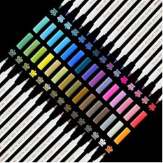 Yithinc Metallic Marker Pens, 30 Brilliant Colours, Metallic Pens for Scrapbooking, Gift Cards, Rock Painting, Black Paper, Fabric, Metal, Ceramic, Wine Glasses, Fine Tip