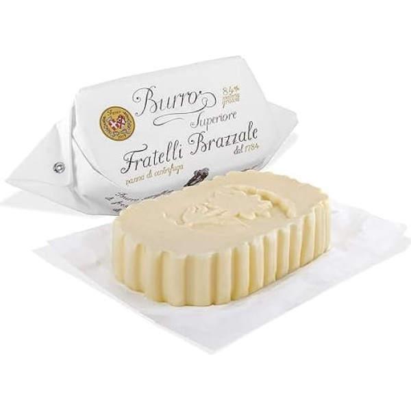 Award-winning raw milk butter made from cream, 84% fat content, butter superior fratelli Brazzale from Italy