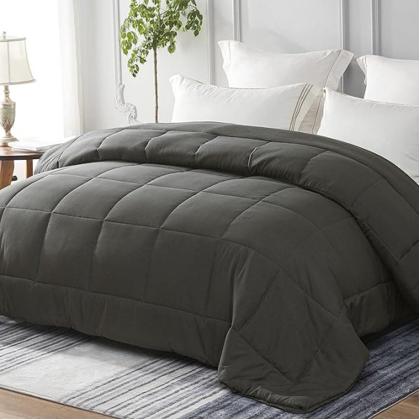 4 Seasons Duvet in 135 x 200 cm, Dark Grey, Breathable and Super Soft All-Year Quilt Sleeping Blanket