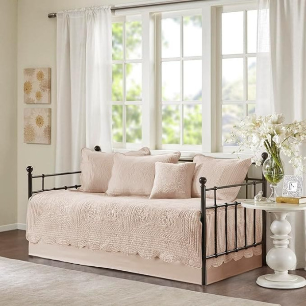 Madison Park Reversible Scalloped Edge Day Duvet Cover 6 Piece Set Daybed Blush